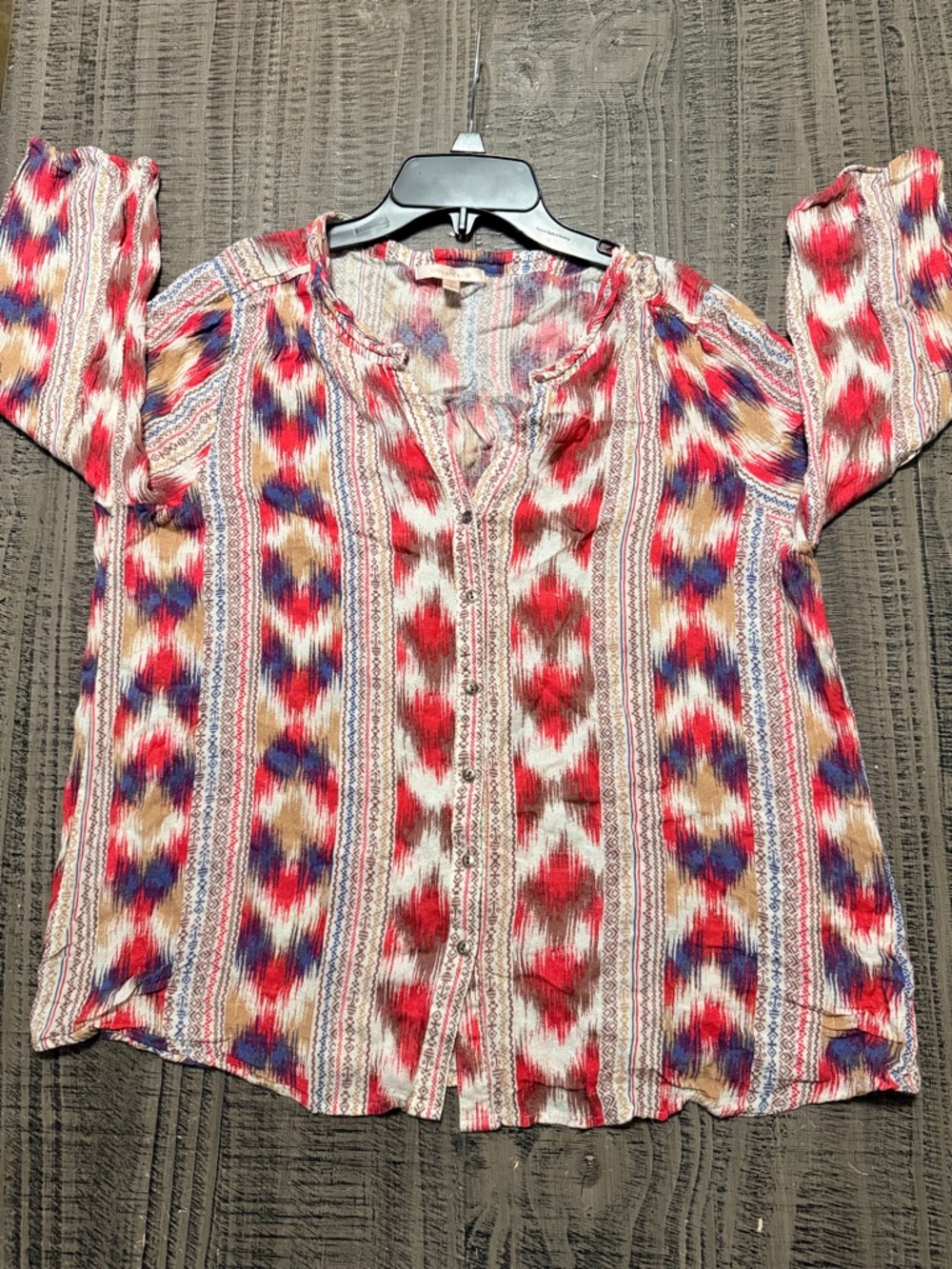 Skies Are Blue Red Multicolor Printed Button-Front Blouse